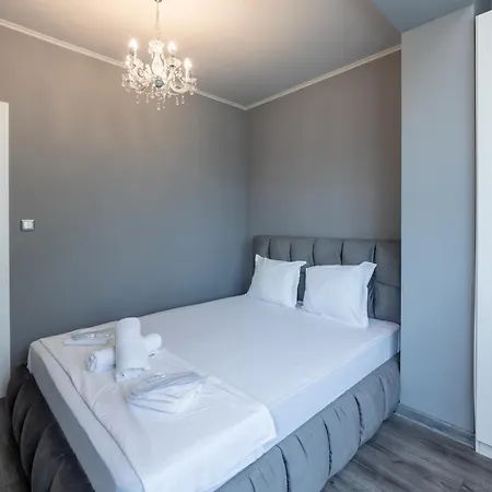 Apartment Modern Near Sea Garden Warna